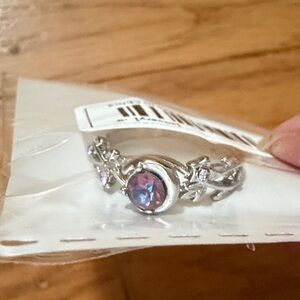 Silver Floral Band Ring with Pink-Blue Mystic Stone size 9.